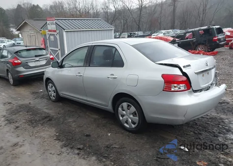 2008 Toyota Yaris z USA, uszkodzony, nr VIN JTDBT923681249078
